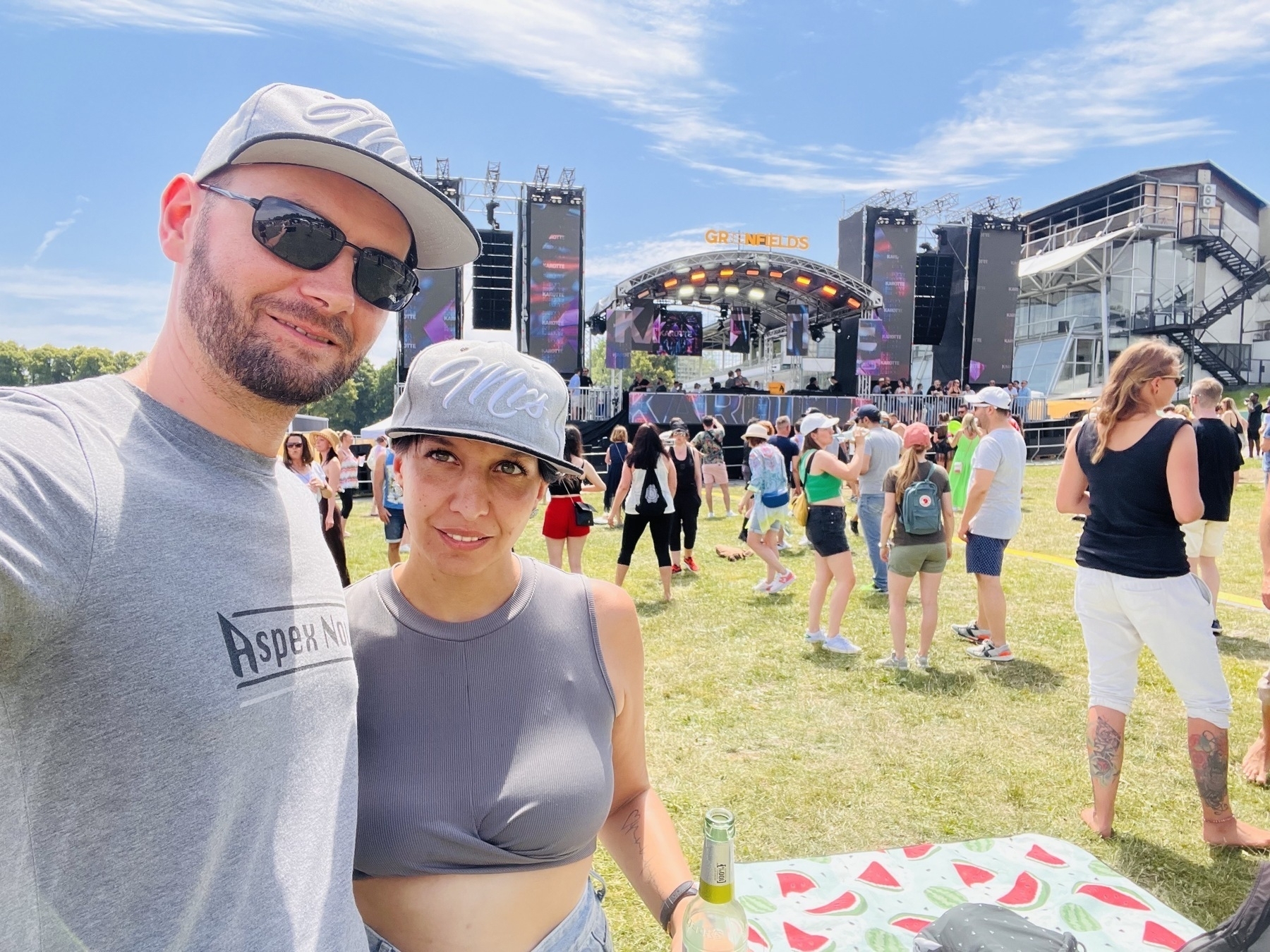 Wir zwei auf dem Greenfields.